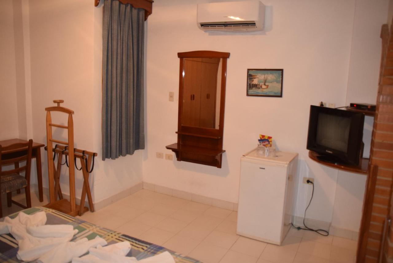 Hotel Palmas Del Sol أسونسيون المظهر الخارجي الصورة